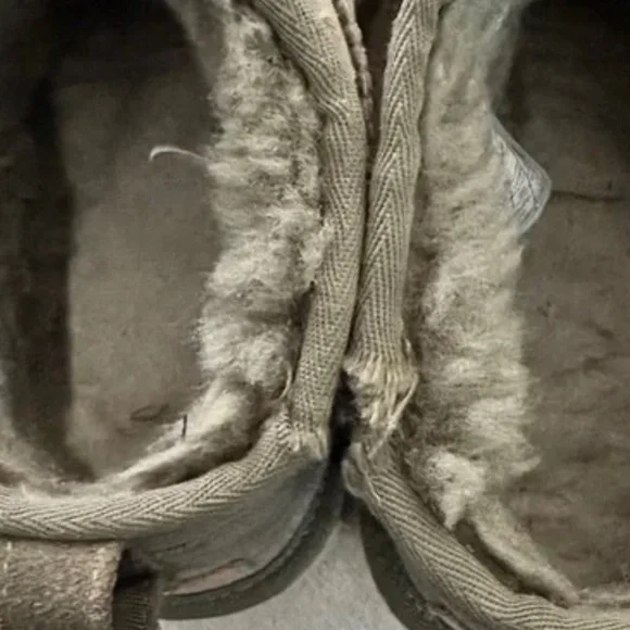 Ugg Ultra mini boot olive size 8 - Picture 4 of 7